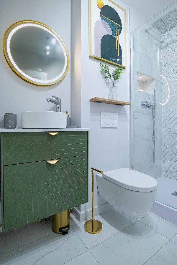The Green Home - Quiet And Fully Equipped High-End Studio With Parking Courcouronnes Eksteriør bilde