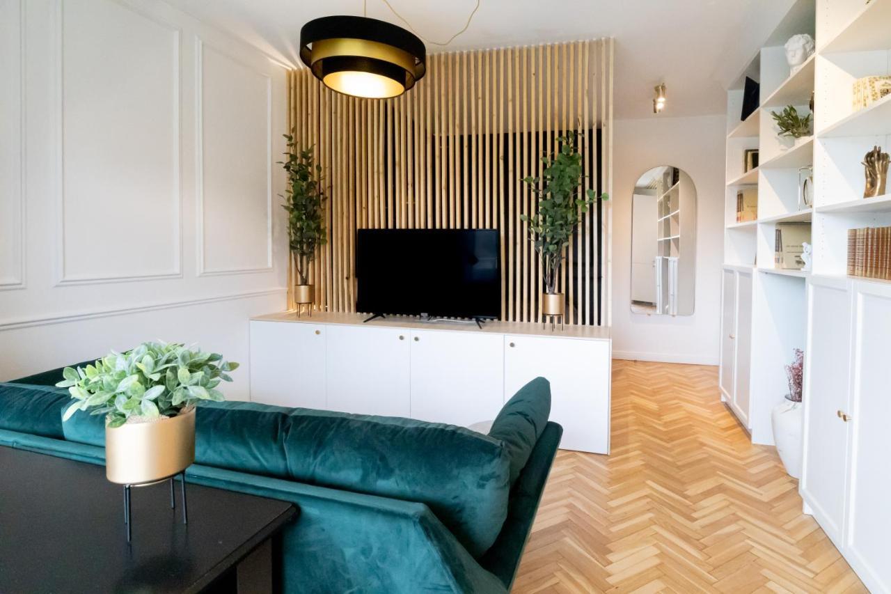The Green Home - Quiet And Fully Equipped High-End Studio With Parking Courcouronnes Eksteriør bilde